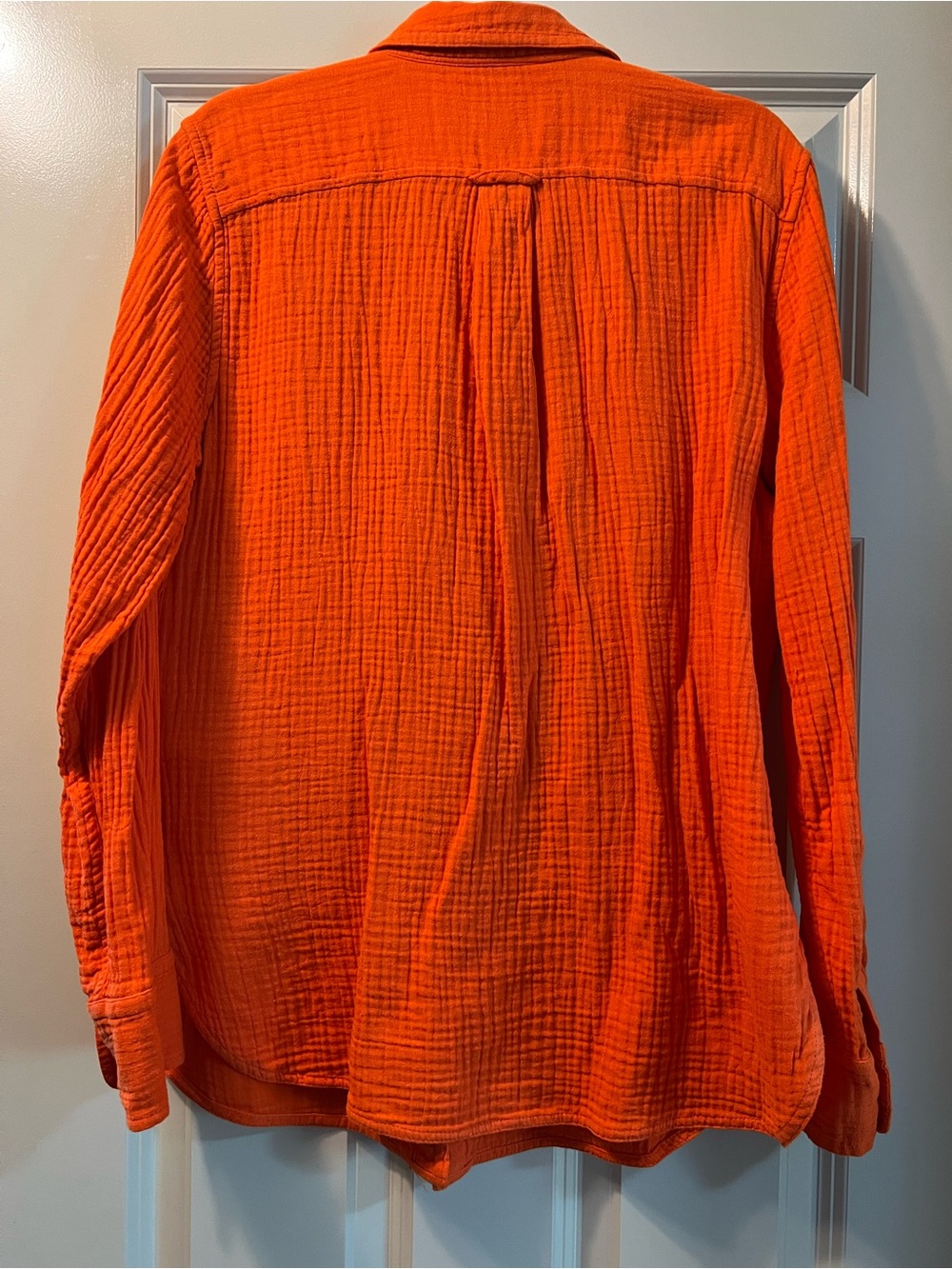 J.Crew Classic Bright Orange Double-Gauze Button-Up / Size 6 - Picture 14 of 14